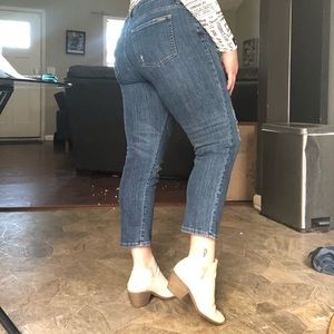 Jennifer Lopez Ankle Cropped Jeans